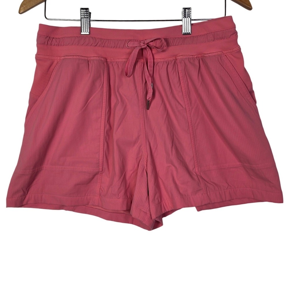 Lululemon Womens Size 8 Pink Dance Studio High-Rise Lined Shorts 3.5"